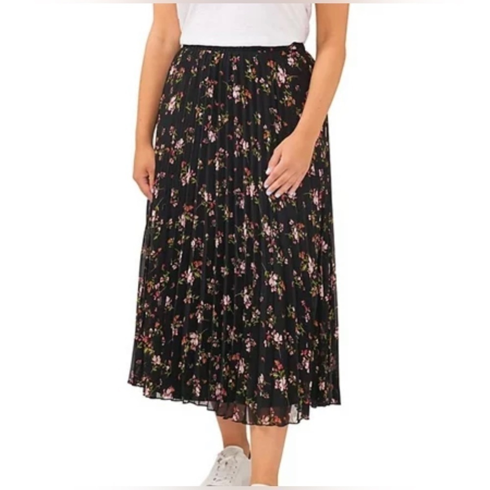 Vince Camuto Black Floral Pleated Midi Skirt